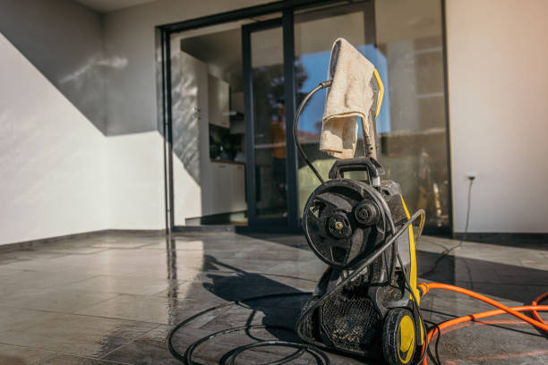 Best Solar Panel Cleaning  in Watertown, FL